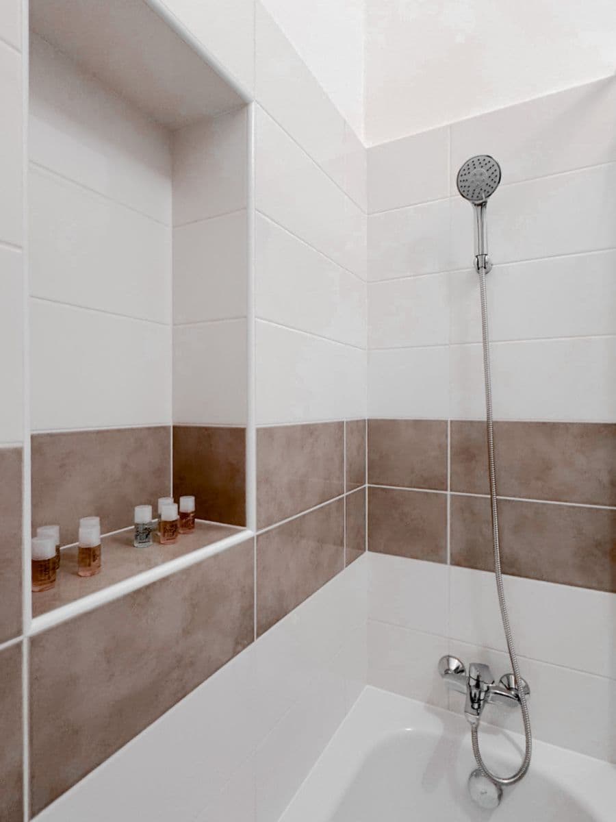 Prenájom bytu 89 m², Maiselova, Praha, Praha Prenájom bytu 89 m², Maiselova, Praha, Praha