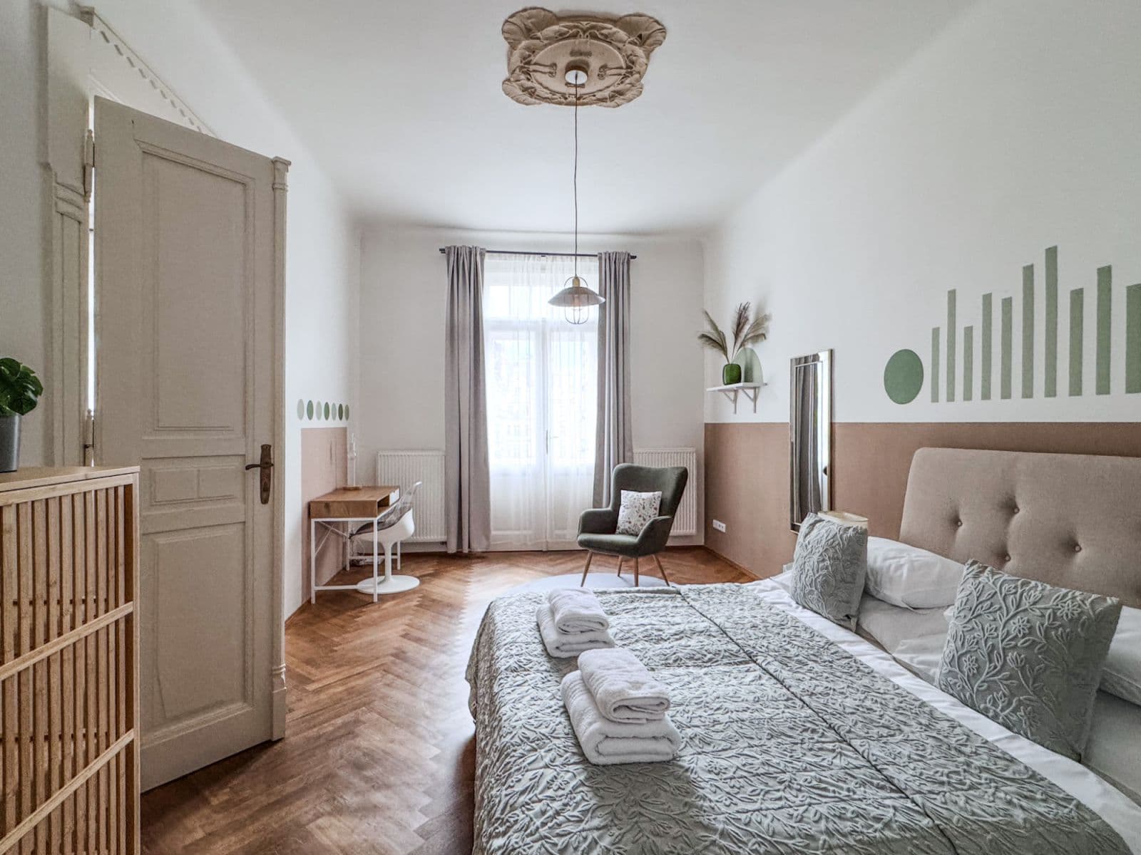 Prenájom bytu 89 m², Maiselova, Praha, Praha Prenájom bytu 89 m², Maiselova, Praha, Praha