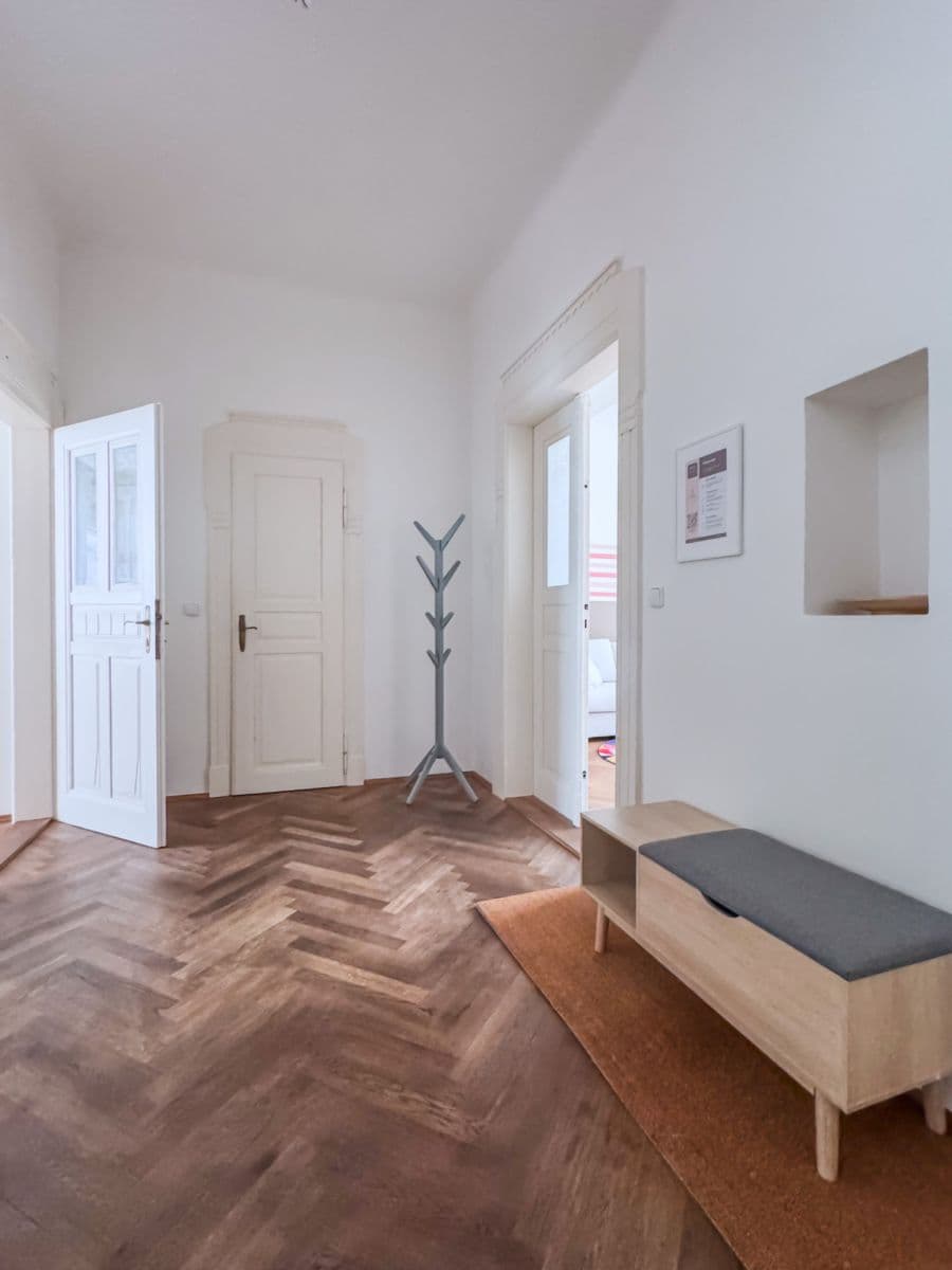 Prenájom bytu 89 m², Maiselova, Praha, Praha Prenájom bytu 89 m², Maiselova, Praha, Praha