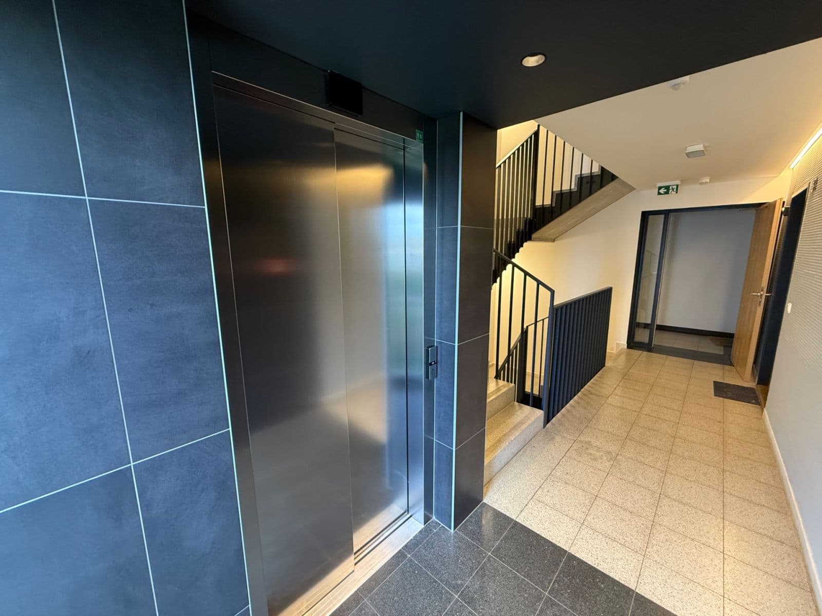 Prenájom bytu 1-izbový 22 m², Novovysočanská, Praha, Praha Prenájom bytu 1-izbový 22 m², Novovysočanská, Praha, Praha