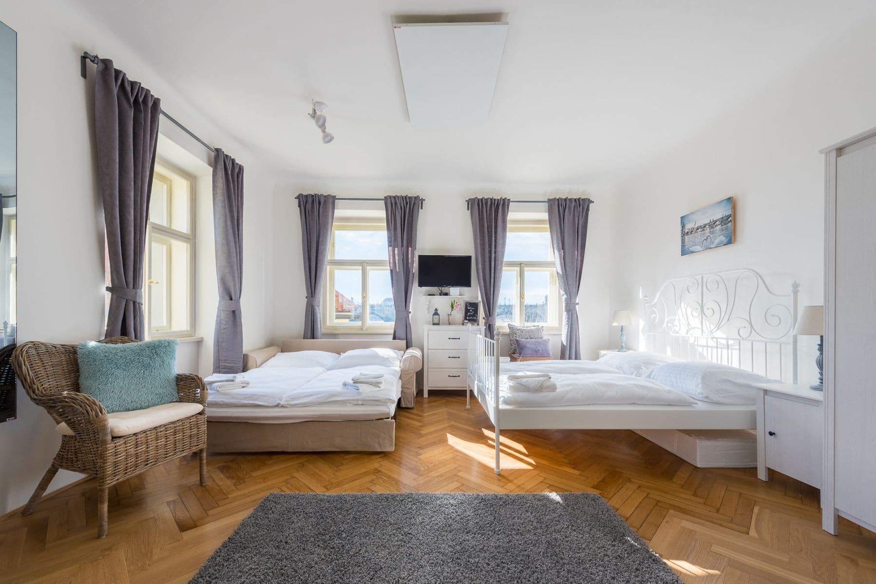 Prenájom bytu 46 m², Cihelná, Praha, Praha Prenájom bytu 46 m², Cihelná, Praha, Praha