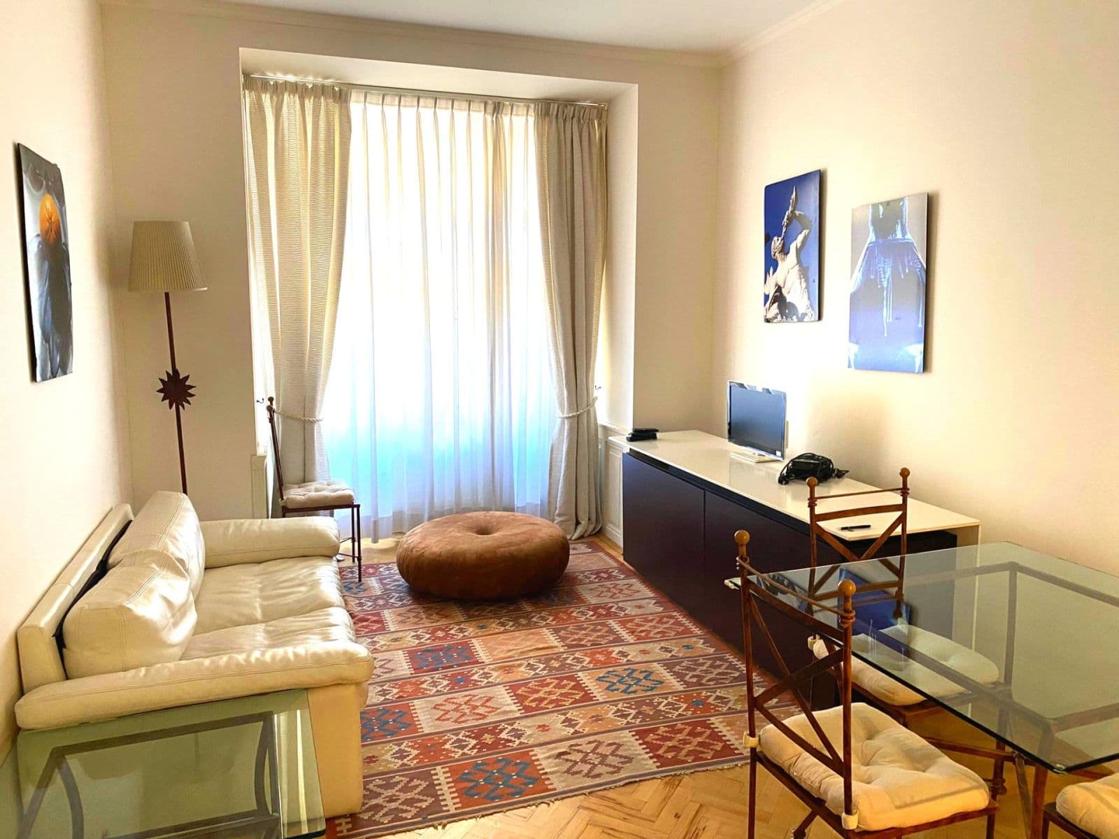 Prenájom bytu 2-izbový 50 m², Na Výtoni, Praha, Praha Prenájom bytu 2-izbový 50 m², Na Výtoni, Praha, Praha