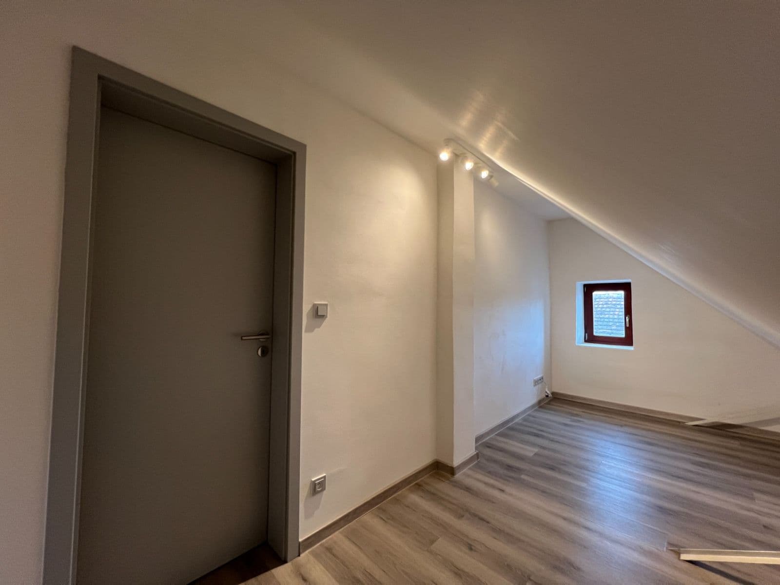 Prenájom bytu 2-izbový 78 m², Antonína Milfaita, Žilina, Středočeský kraj Prenájom bytu 2-izbový 78 m², Antonína Milfaita, Žilina, Středočeský kraj