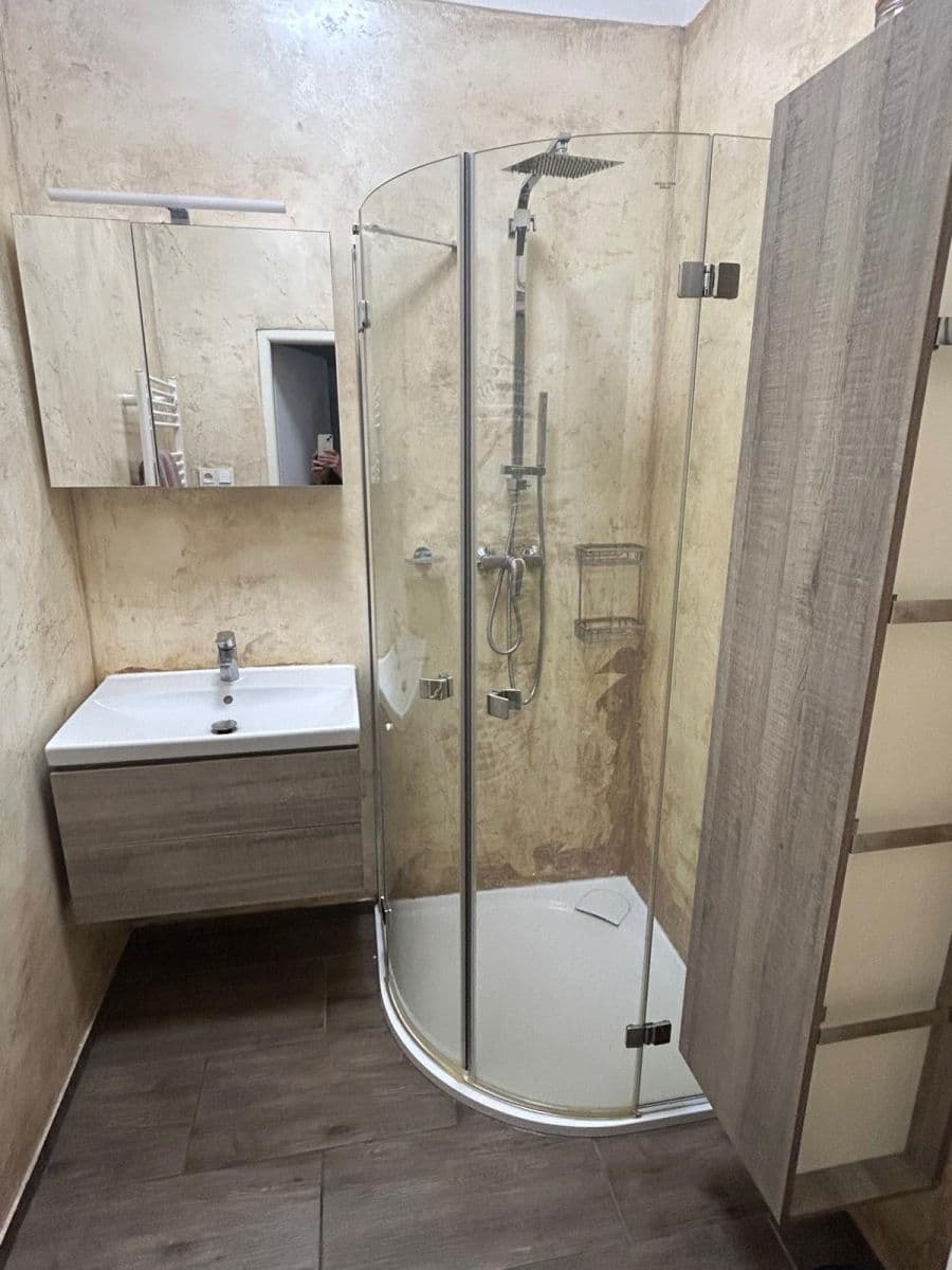 Prenájom bytu 2-izbový 60 m², V Olšinách, Praha, Praha Prenájom bytu 2-izbový 60 m², V Olšinách, Praha, Praha