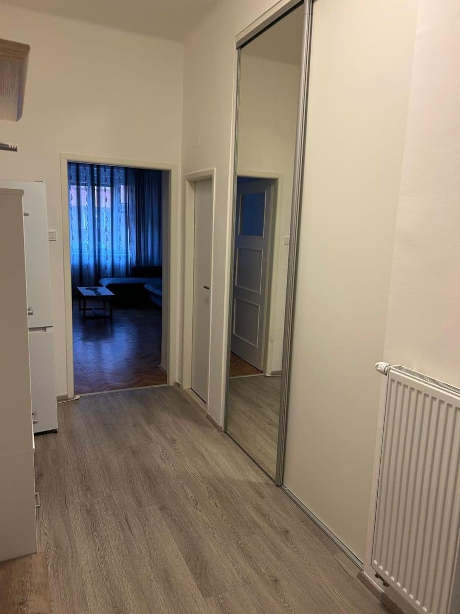 Prenájom bytu 2-izbový 60 m², V Olšinách, Praha, Praha Prenájom bytu 2-izbový 60 m², V Olšinách, Praha, Praha