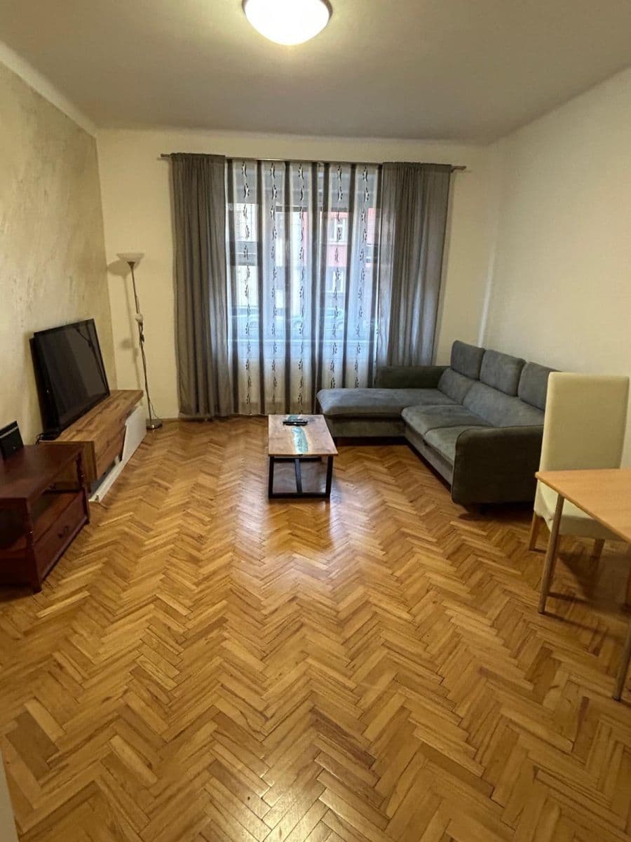 Prenájom bytu 2-izbový 60 m², V Olšinách, Praha, Praha Prenájom bytu 2-izbový 60 m², V Olšinách, Praha, Praha