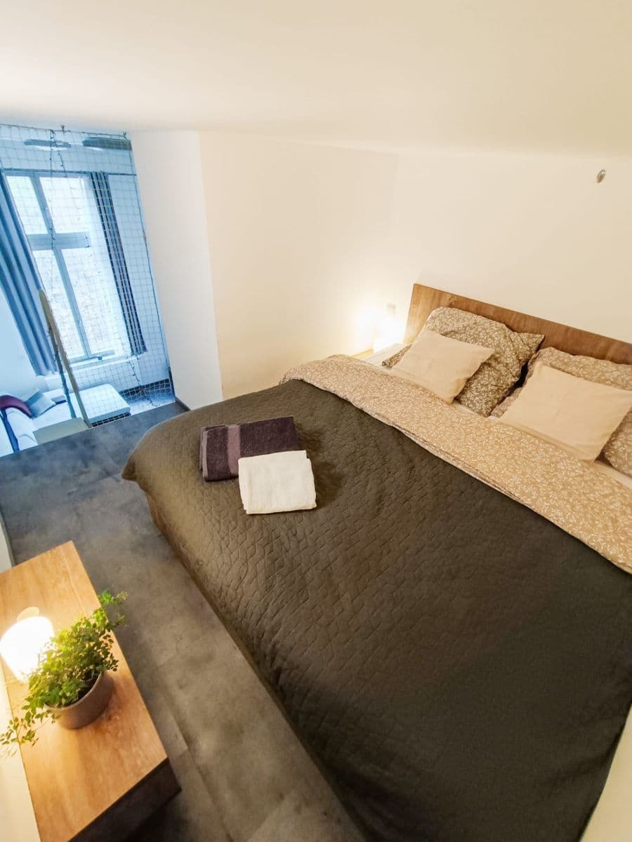 Prenájom bytu 1-izbový 34 m², Hartigova, Praha, Praha Prenájom bytu 1-izbový 34 m², Hartigova, Praha, Praha