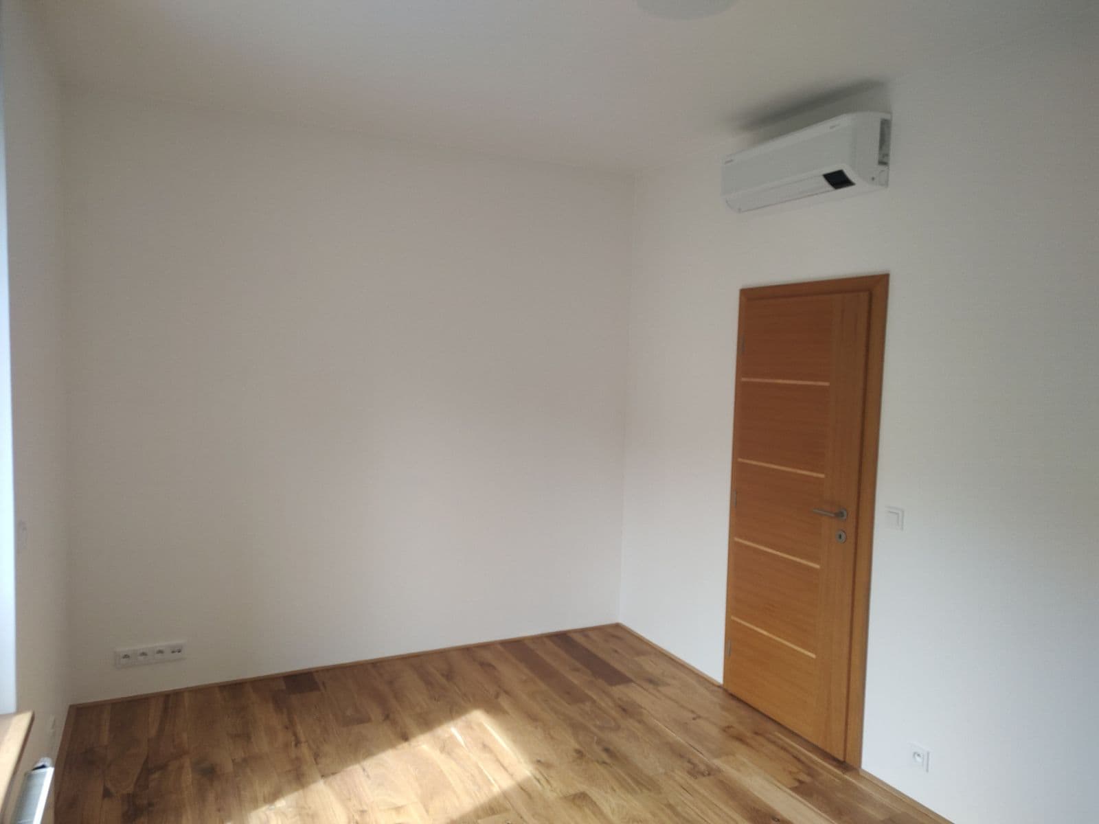 Prenájom bytu 2-izbový 45 m², Lumírova, Praha, Praha Prenájom bytu 2-izbový 45 m², Lumírova, Praha, Praha
