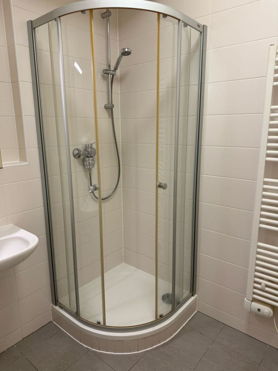 Prenájom bytu 1-izbový 38 m², Olgy Havlové, Praha, Praha Prenájom bytu 1-izbový 38 m², Olgy Havlové, Praha, Praha