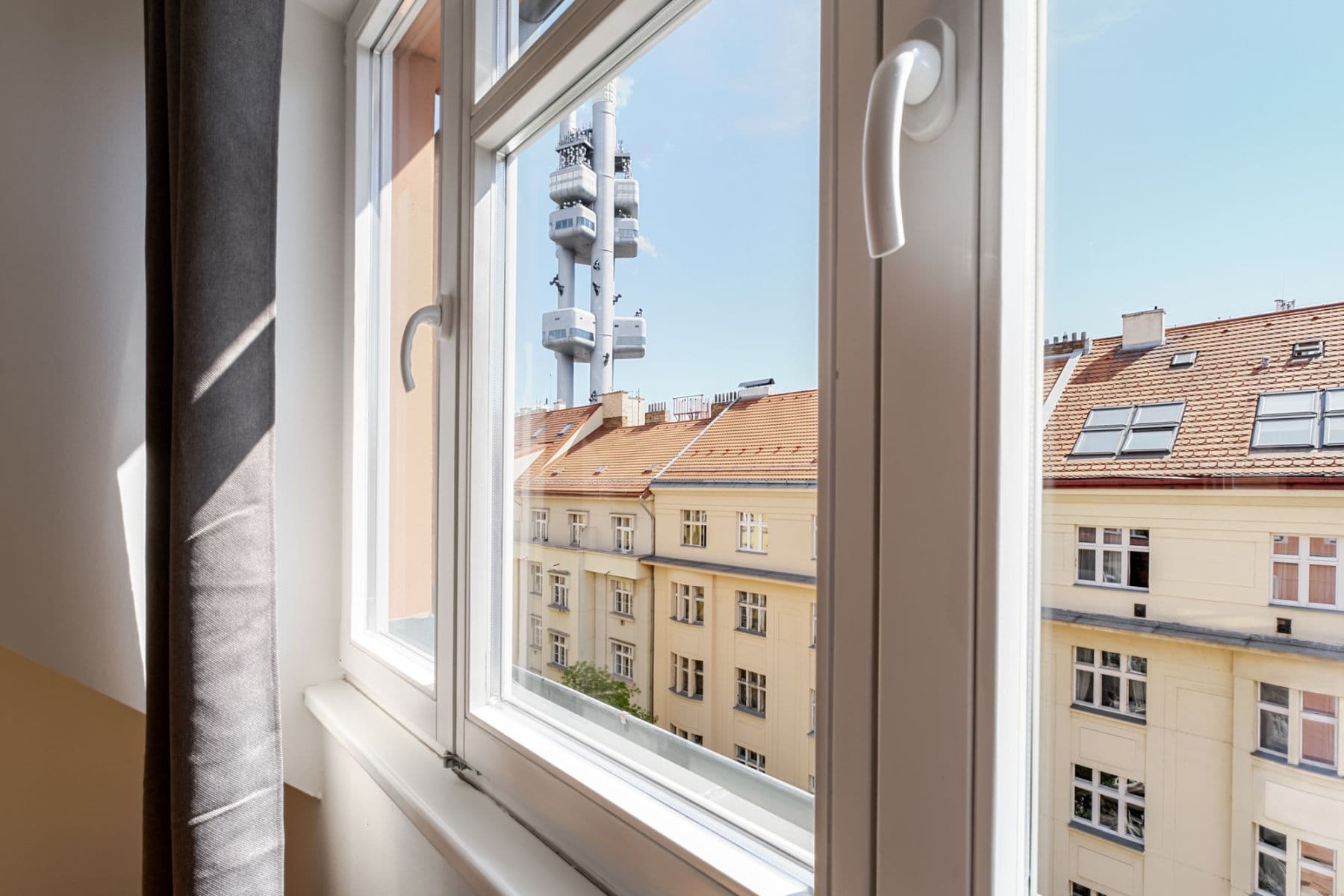 Prenájom bytu 115 m², Křížkovského, Praha, Praha Prenájom bytu 115 m², Křížkovského, Praha, Praha