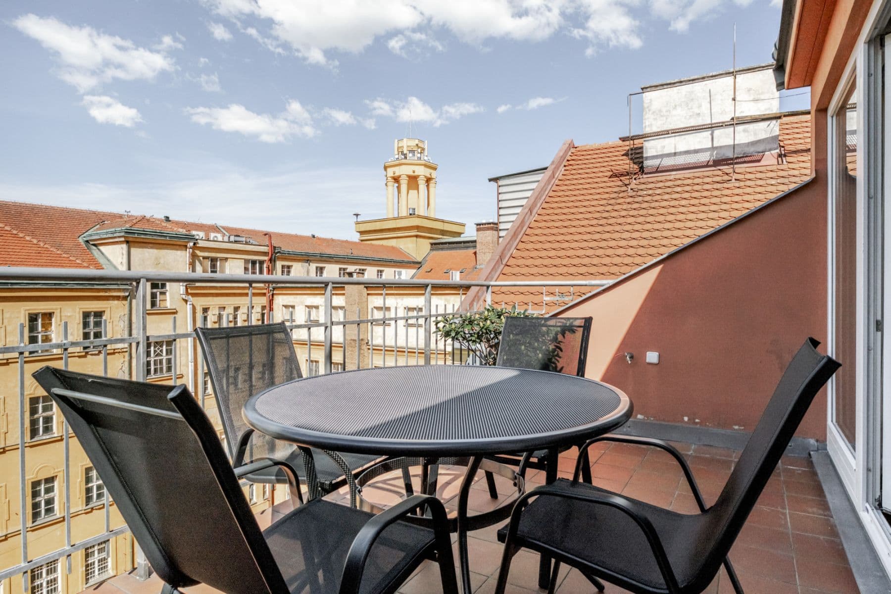 Prenájom bytu 115 m², Křížkovského, Praha, Praha Prenájom bytu 115 m², Křížkovského, Praha, Praha