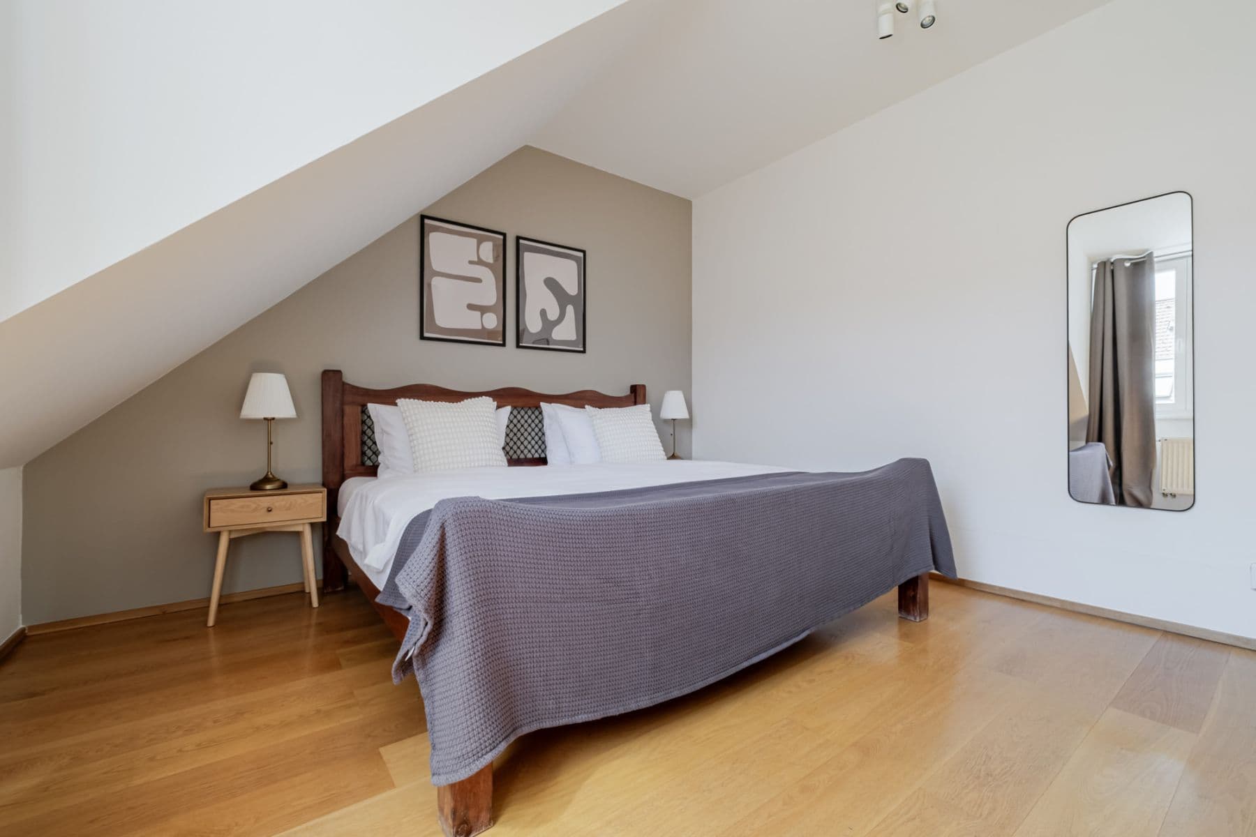 Prenájom bytu 115 m², Křížkovského, Praha, Praha Prenájom bytu 115 m², Křížkovského, Praha, Praha
