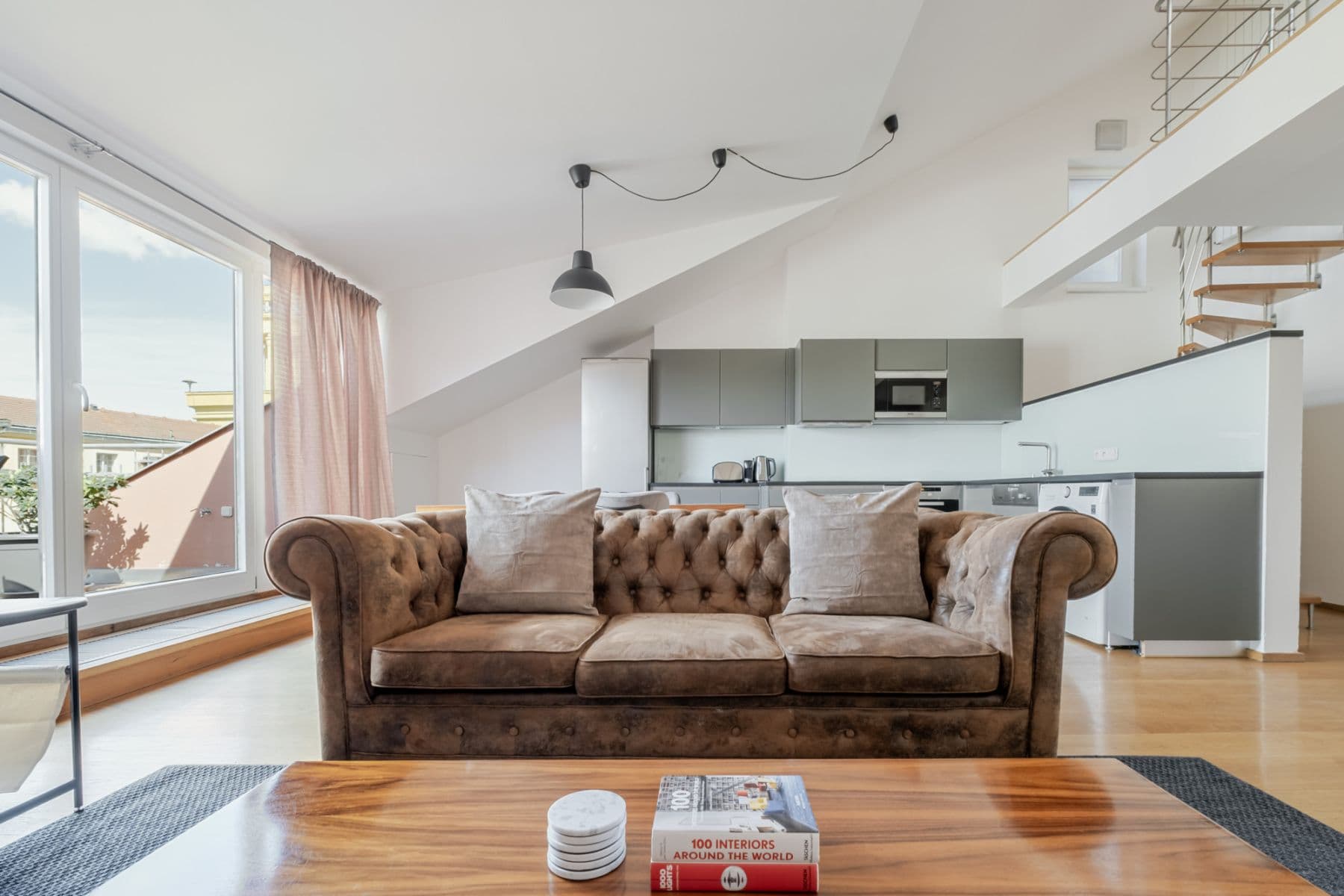 Prenájom bytu 115 m², Křížkovského, Praha, Praha Prenájom bytu 115 m², Křížkovského, Praha, Praha