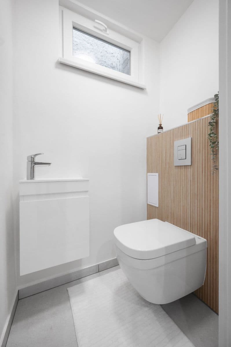 Prenájom bytu 3-izbový 80 m², Cihlářská, Brno, Jihomoravský kraj Prenájom bytu 3-izbový 80 m², Cihlářská, Brno, Jihomoravský kraj