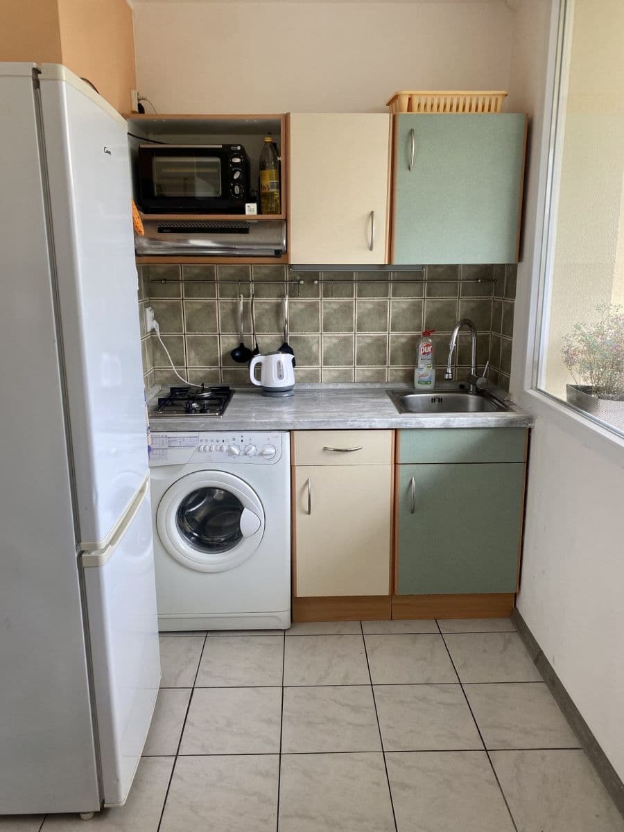 Prenájom bytu 33 m², Litoměřická, Praha, Praha Prenájom bytu 33 m², Litoměřická, Praha, Praha