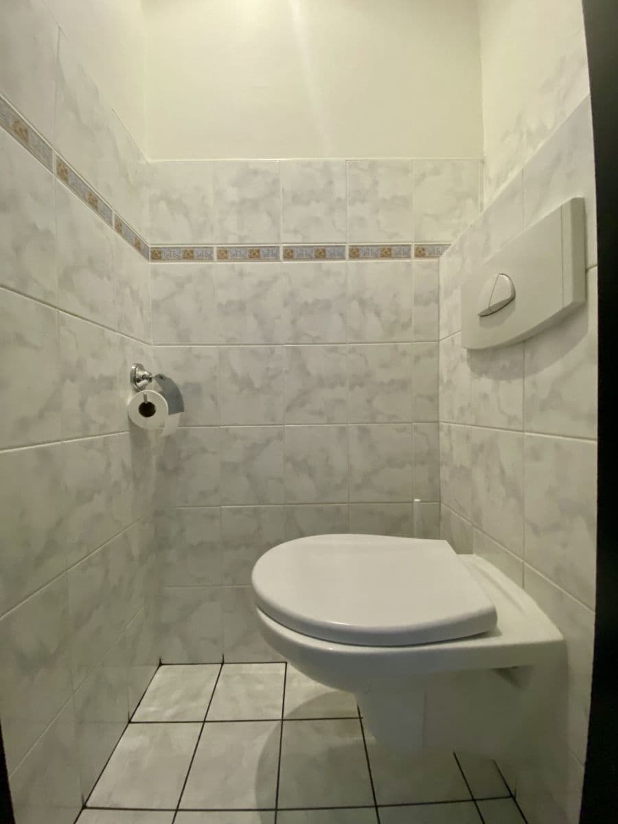 Prenájom bytu 33 m², Litoměřická, Praha, Praha Prenájom bytu 33 m², Litoměřická, Praha, Praha
