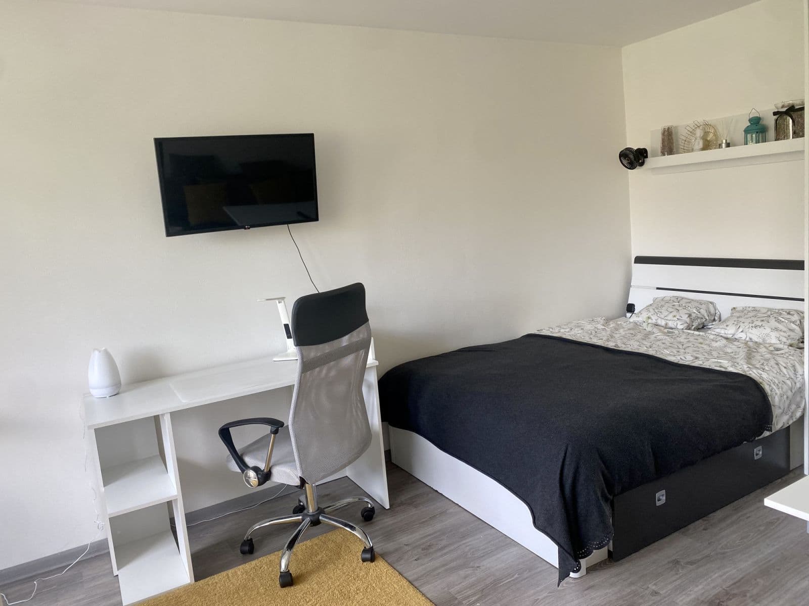 Prenájom bytu 33 m², Litoměřická, Praha, Praha Prenájom bytu 33 m², Litoměřická, Praha, Praha