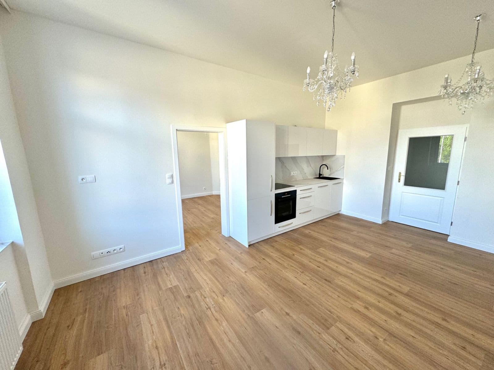 Prenájom bytu 3-izbový 70 m², Na Hrázi, Praha, Praha Prenájom bytu 3-izbový 70 m², Na Hrázi, Praha, Praha