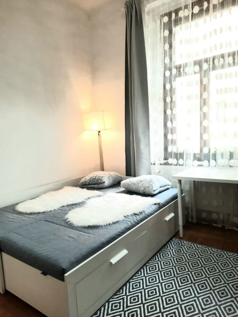 Prenájom bytu 1-izbový 23 m², Vlkova, Praha, Praha Prenájom bytu 1-izbový 23 m², Vlkova, Praha, Praha