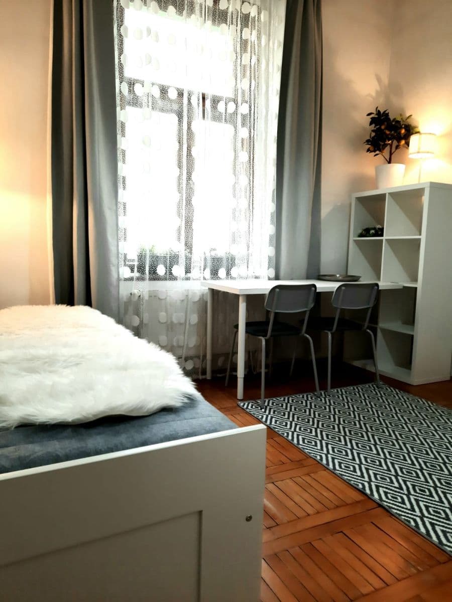 Prenájom bytu 1-izbový 23 m², Vlkova, Praha, Praha Prenájom bytu 1-izbový 23 m², Vlkova, Praha, Praha