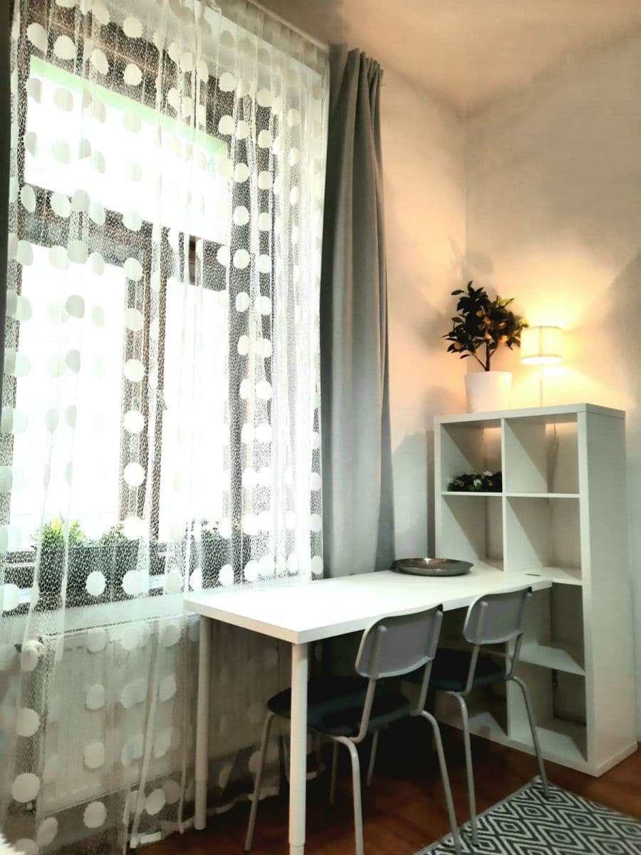 Prenájom bytu 1-izbový 23 m², Vlkova, Praha, Praha Prenájom bytu 1-izbový 23 m², Vlkova, Praha, Praha