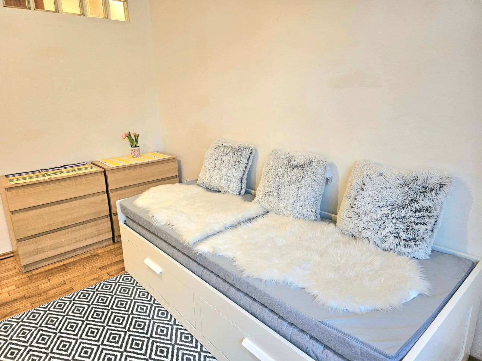 Prenájom bytu 1-izbový 23 m², Vlkova, Praha, Praha Prenájom bytu 1-izbový 23 m², Vlkova, Praha, Praha