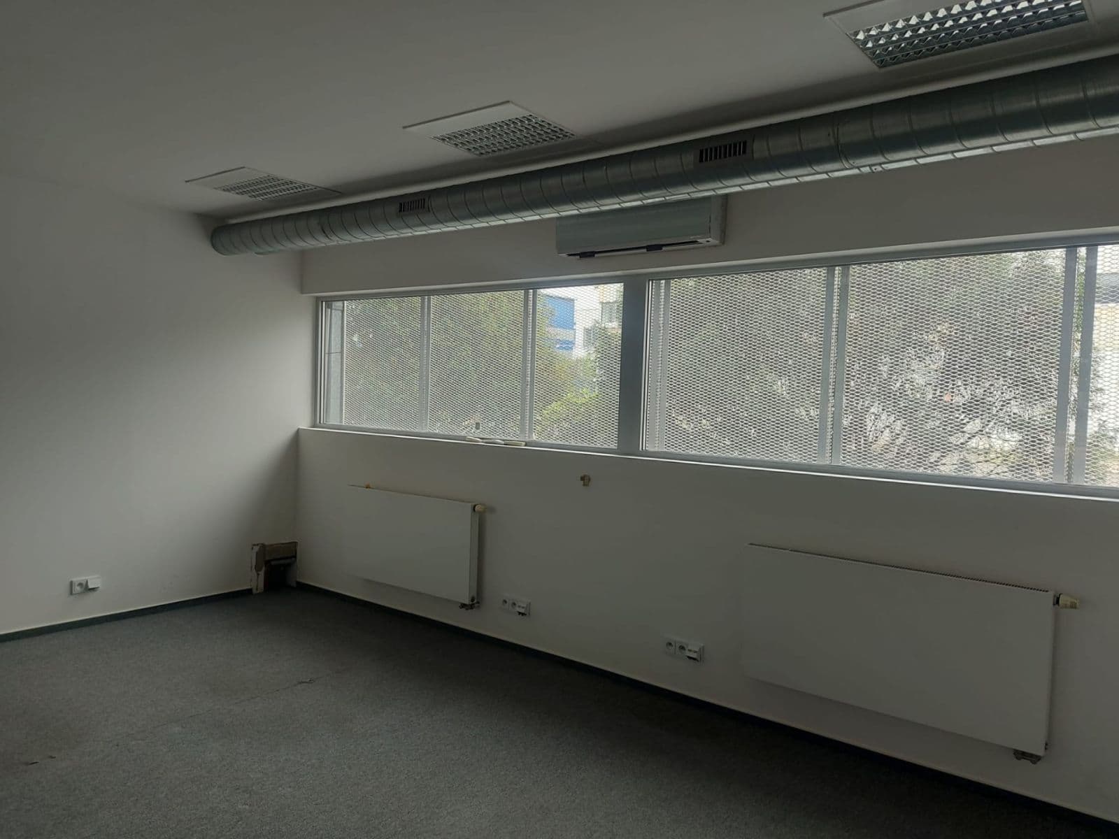 Prenájom nebytového priestoru 1.462 m², Za Mototechnou, Praha, Praha Prenájom nebytového priestoru 1.462 m², Za Mototechnou, Praha, Praha