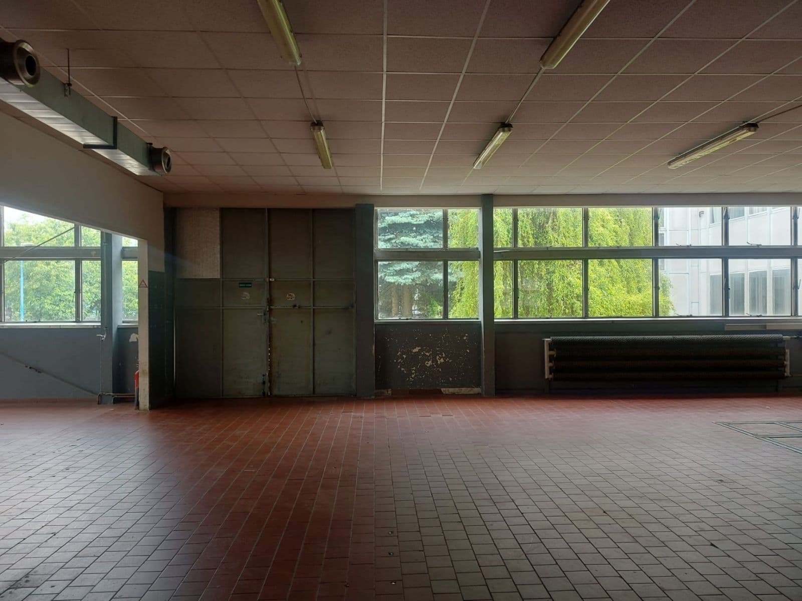 Prenájom nebytového priestoru 1.337 m², Za Mototechnou, Praha, Praha Prenájom nebytového priestoru 1.337 m², Za Mototechnou, Praha, Praha