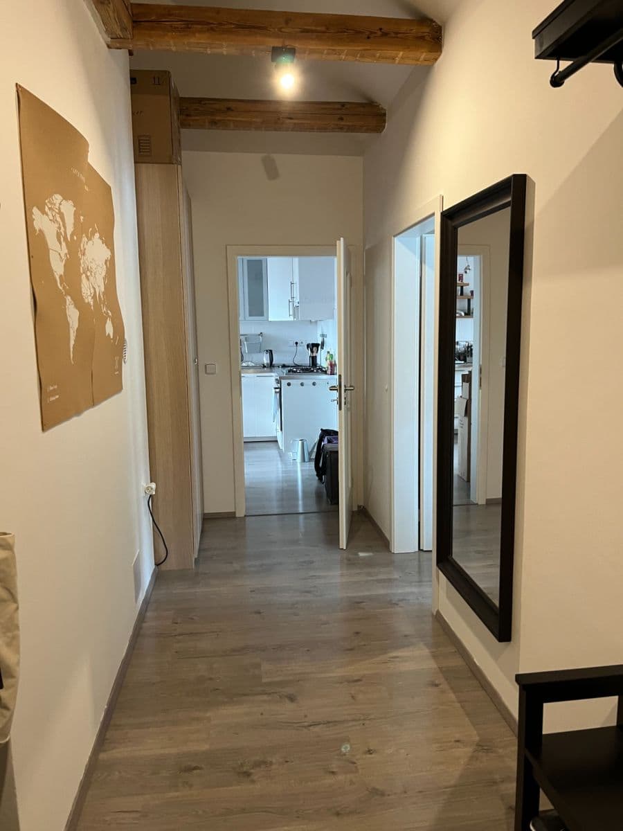 Prenájom bytu 2-izbový 62 m², Strančická, Praha, Praha Prenájom bytu 2-izbový 62 m², Strančická, Praha, Praha