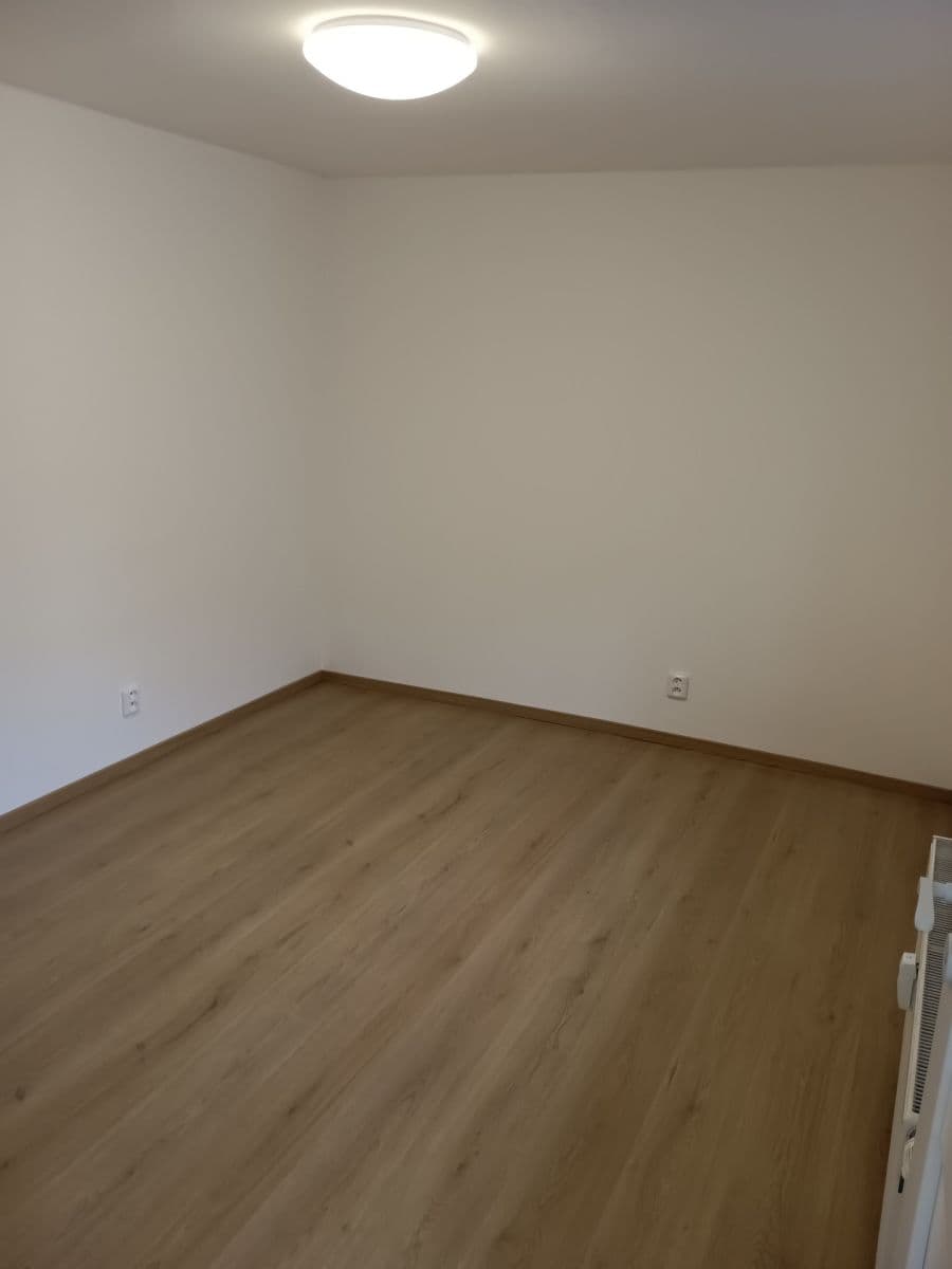 Prenájom bytu 1-izbový 31 m², Košinova, Brno, Jihomoravský kraj Prenájom bytu 1-izbový 31 m², Košinova, Brno, Jihomoravský kraj