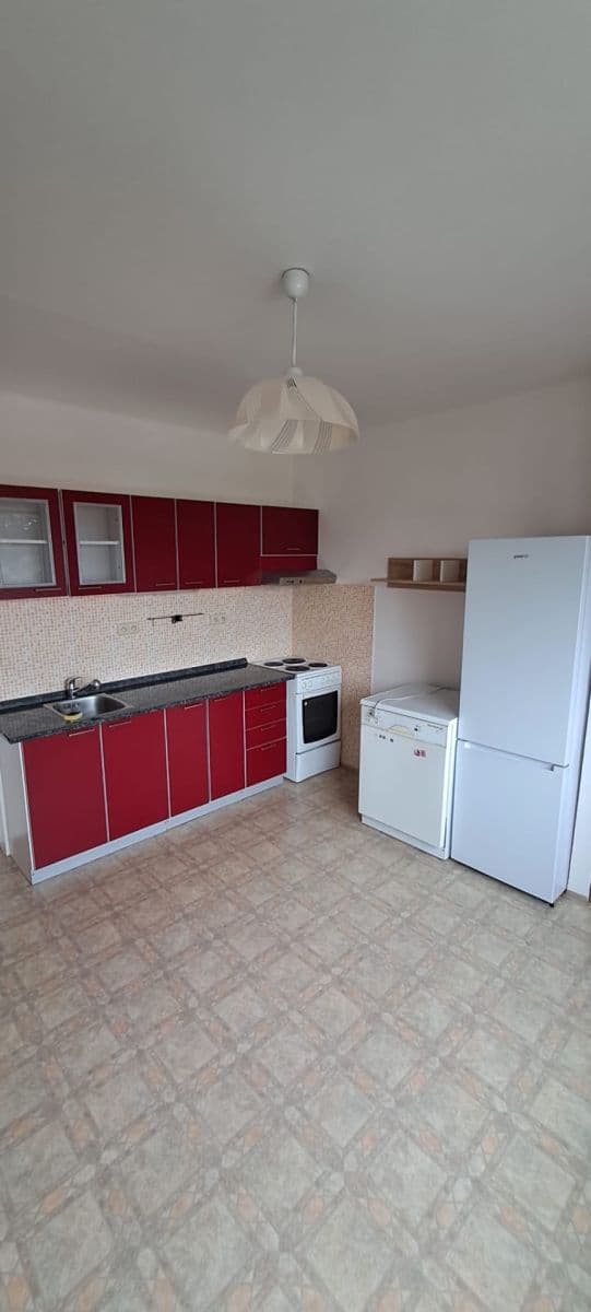 Prenájom bytu 3-izbový 76 m², Nový Bydžov, Královéhradecký kraj Prenájom bytu 3-izbový 76 m², Nový Bydžov, Královéhradecký kraj