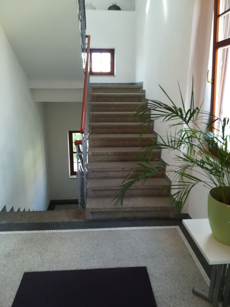 Prenájom bytu 300 m², Révová, Praha, Praha Prenájom bytu 300 m², Révová, Praha, Praha