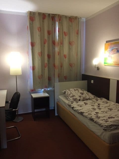 Prenájom bytu 300 m², Révová, Praha, Praha Prenájom bytu 300 m², Révová, Praha, Praha