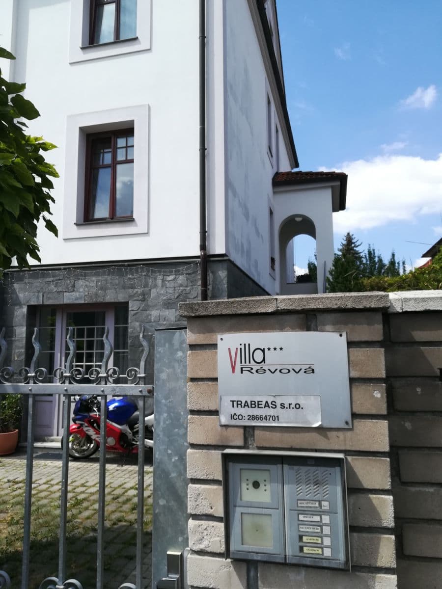 Prenájom bytu 300 m², Révová, Praha, Praha Prenájom bytu 300 m², Révová, Praha, Praha