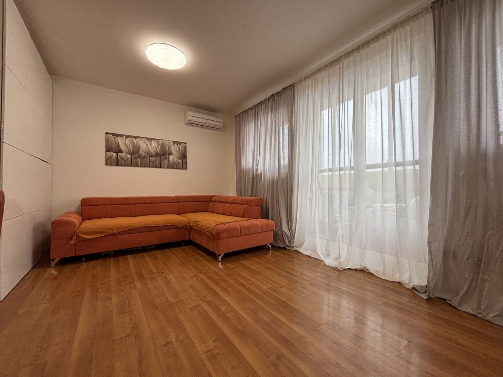 Predaj bytu 3-izbový 74 m², Hořelické náměstí, Rudná, Středočeský kraj Predaj bytu 3-izbový 74 m², Hořelické náměstí, Rudná, Středočeský kraj