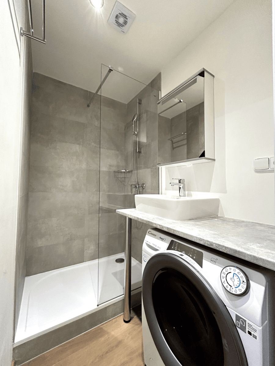 Prenájom bytu 2-izbový 40 m², Teplická, Praha, Praha Prenájom bytu 2-izbový 40 m², Teplická, Praha, Praha