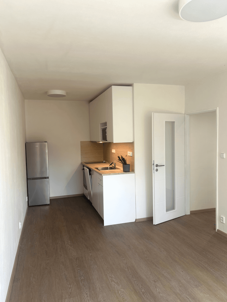 Prenájom bytu 2-izbový 40 m², Teplická, Praha, Praha Prenájom bytu 2-izbový 40 m², Teplická, Praha, Praha