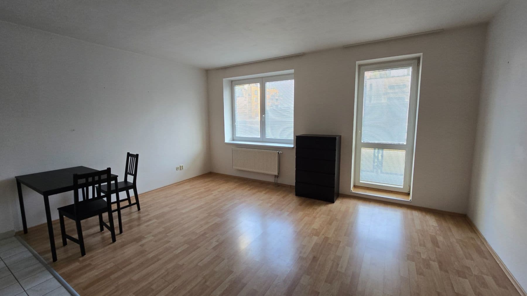 Prenájom bytu 1-izbový 38 m², Padovská, Praha, Praha Prenájom bytu 1-izbový 38 m², Padovská, Praha, Praha