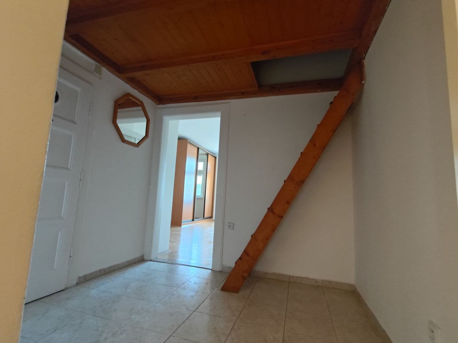 Prenájom bytu 2-izbový 50 m², Ortenovo náměstí, Praha, Praha Prenájom bytu 2-izbový 50 m², Ortenovo náměstí, Praha, Praha