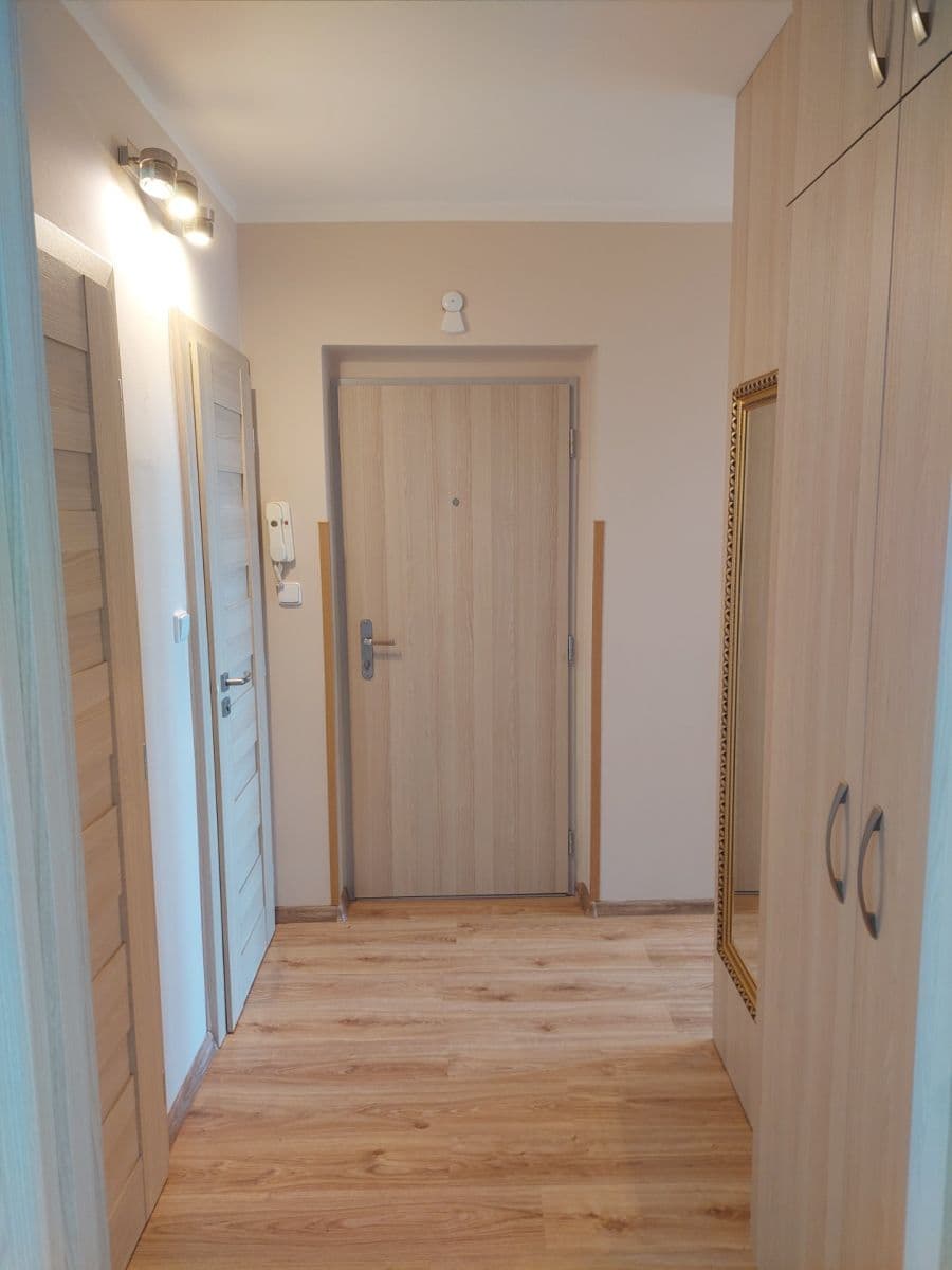 Prenájom bytu 3-izbový 75 m², Nad Olšinami, Praha, Praha Prenájom bytu 3-izbový 75 m², Nad Olšinami, Praha, Praha
