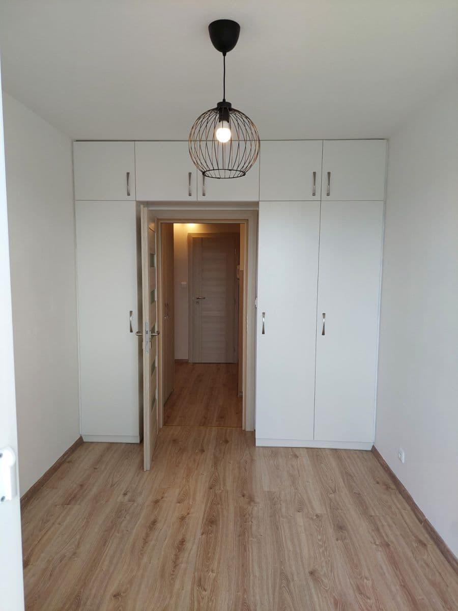Prenájom bytu 3-izbový 75 m², Nad Olšinami, Praha, Praha Prenájom bytu 3-izbový 75 m², Nad Olšinami, Praha, Praha