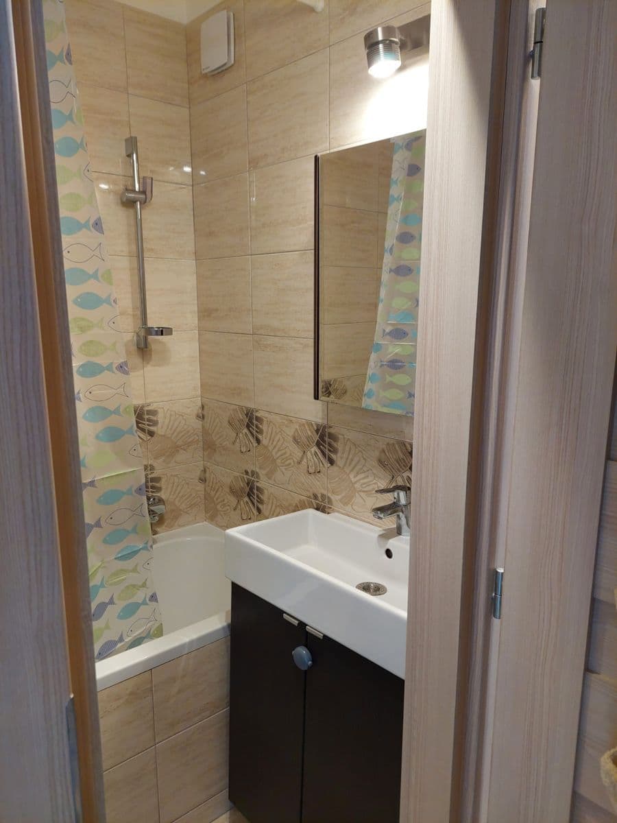 Prenájom bytu 3-izbový 75 m², Nad Olšinami, Praha, Praha Prenájom bytu 3-izbový 75 m², Nad Olšinami, Praha, Praha