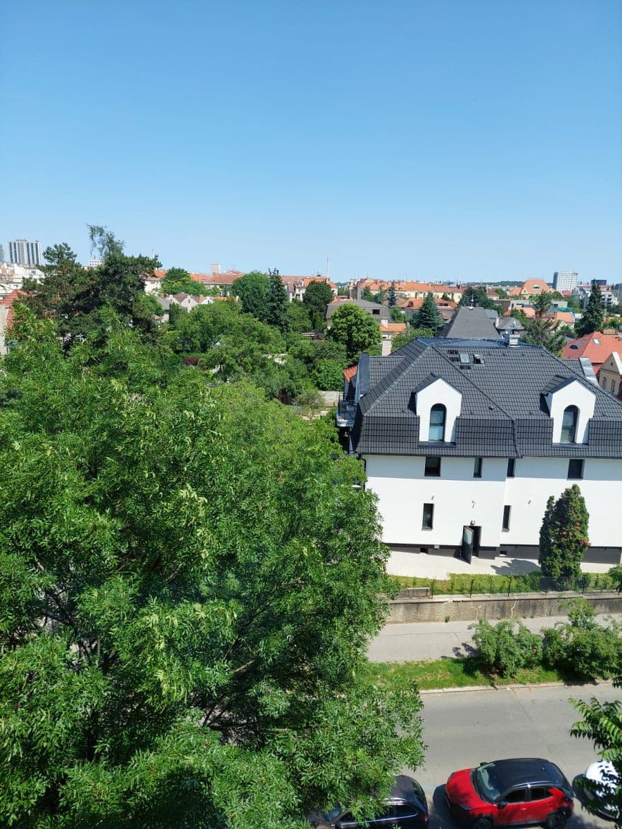 Prenájom bytu 3-izbový 75 m², Nad Olšinami, Praha, Praha Prenájom bytu 3-izbový 75 m², Nad Olšinami, Praha, Praha