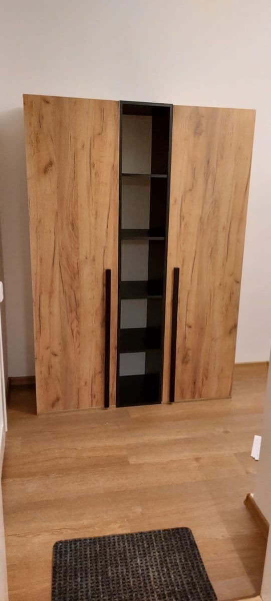 Prenájom bytu 1-izbový 37 m², Pod Labuťkou, Praha, Praha Prenájom bytu 1-izbový 37 m², Pod Labuťkou, Praha, Praha