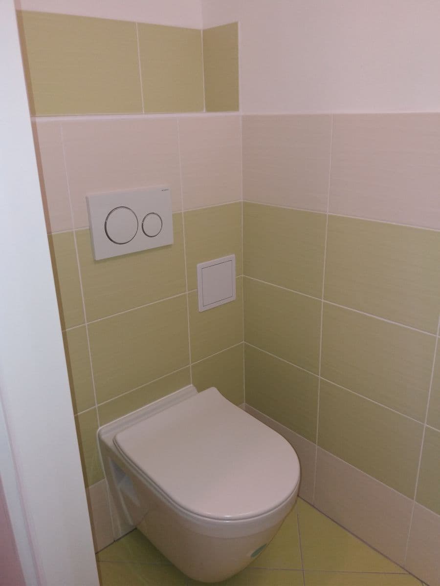 Prenájom bytu 1-izbový 30 m², Zenklova, Praha, Praha Prenájom bytu 1-izbový 30 m², Zenklova, Praha, Praha