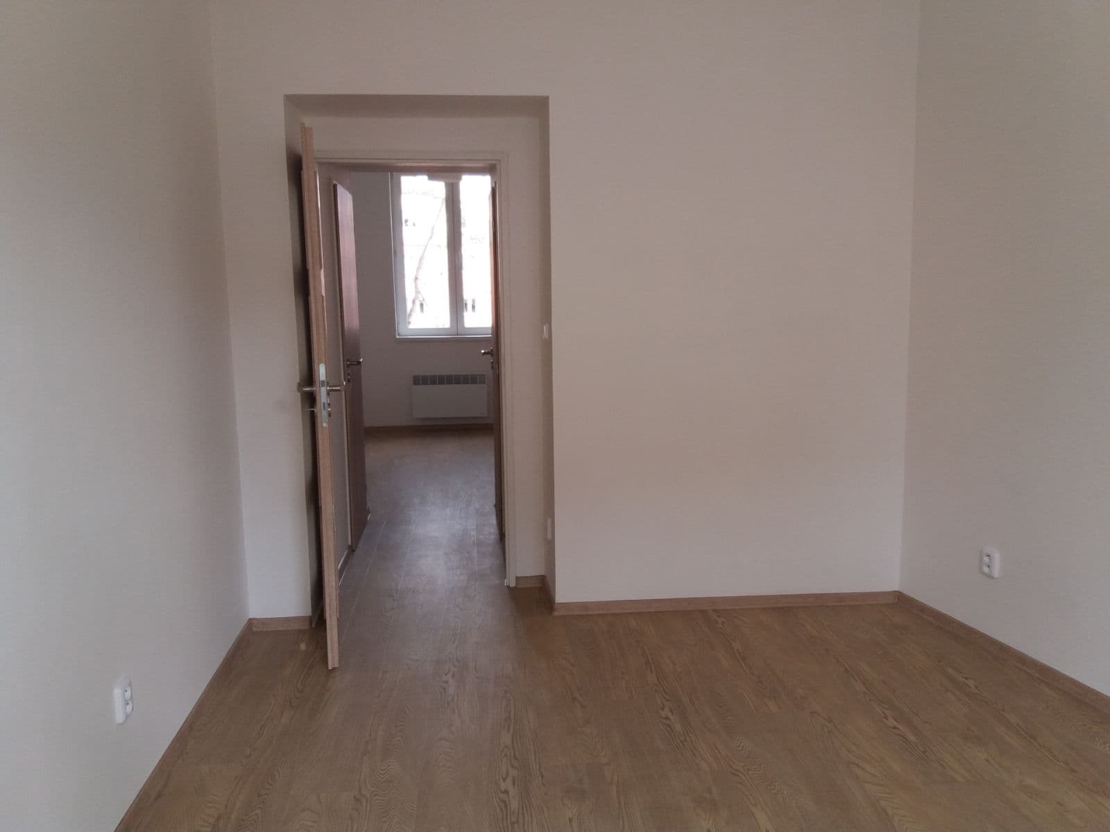 Prenájom bytu 1-izbový 30 m², Zenklova, Praha, Praha Prenájom bytu 1-izbový 30 m², Zenklova, Praha, Praha