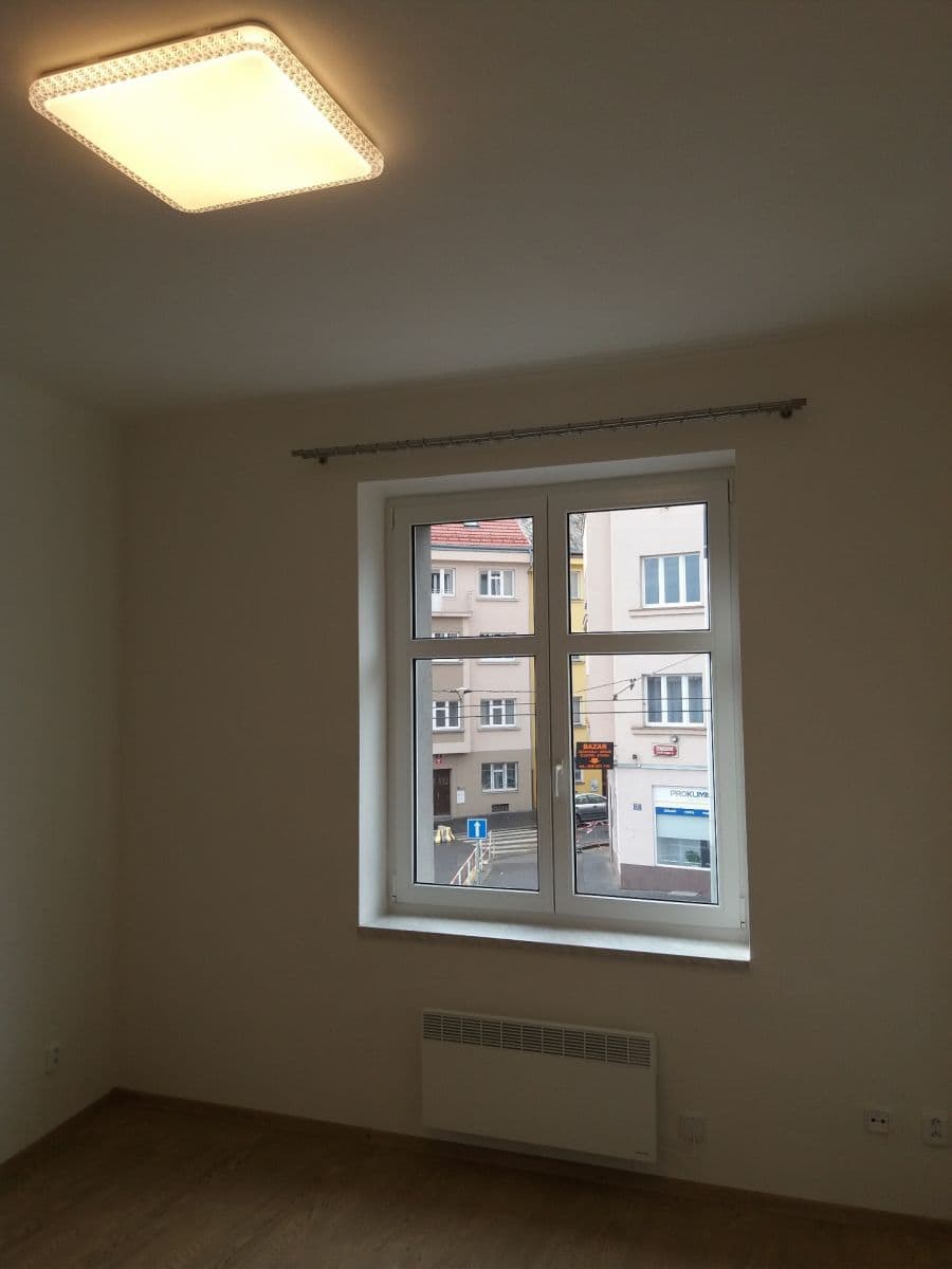Prenájom bytu 1-izbový 30 m², Zenklova, Praha, Praha Prenájom bytu 1-izbový 30 m², Zenklova, Praha, Praha