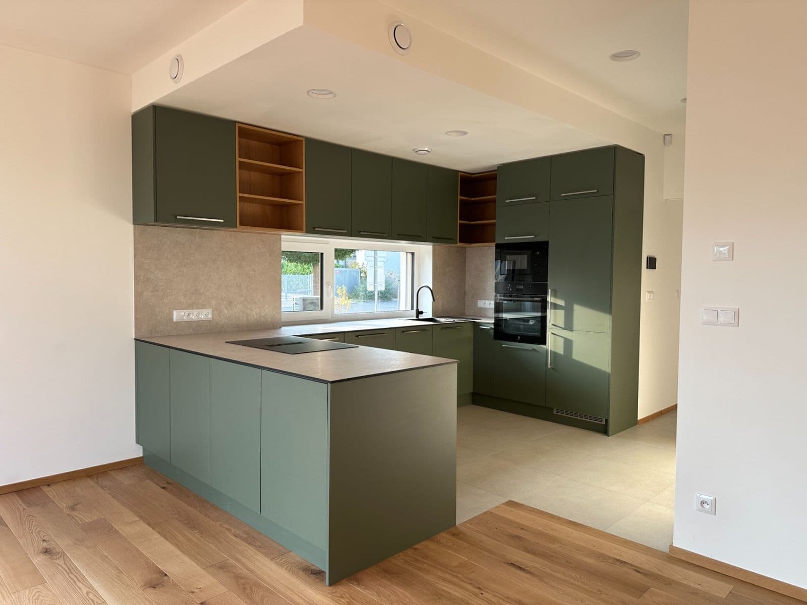 Prenájom domu 187 m², pozemok 402 m², Slepá, Přezletice, Středočeský kraj Prenájom domu 187 m², pozemok 402 m², Slepá, Přezletice, Středočeský kraj