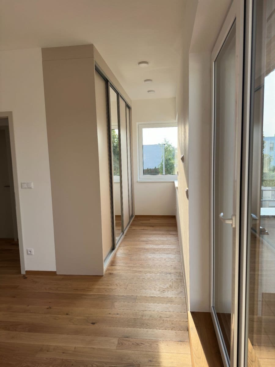 Prenájom domu 187 m², pozemok 402 m², Slepá, Přezletice, Středočeský kraj Prenájom domu 187 m², pozemok 402 m², Slepá, Přezletice, Středočeský kraj