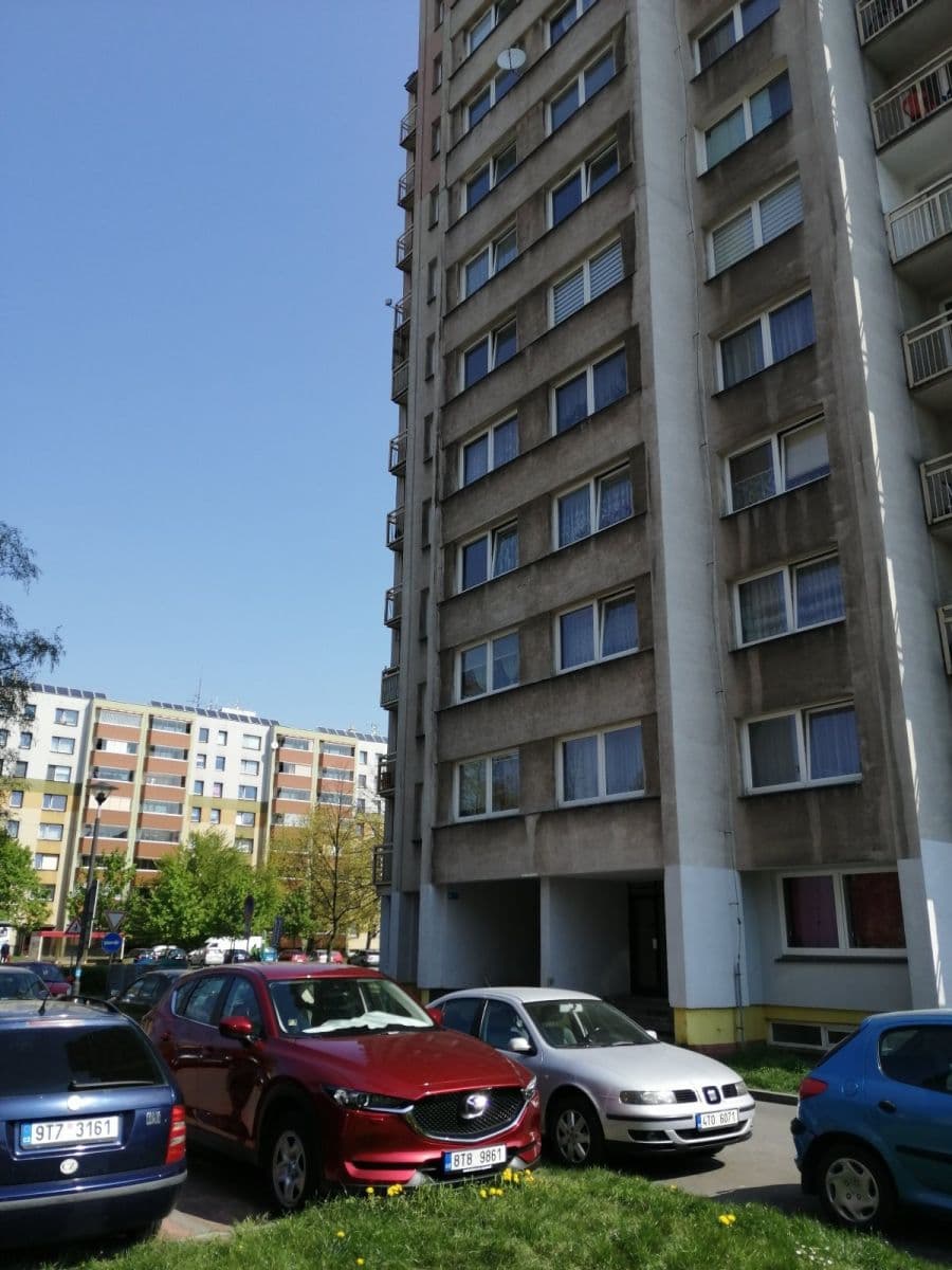 Prenájom nebytového priestoru 20 m², Masarykova třída, Orlová, Moravskoslezský kraj Prenájom nebytového priestoru 20 m², Masarykova třída, Orlová, Moravskoslezský kraj